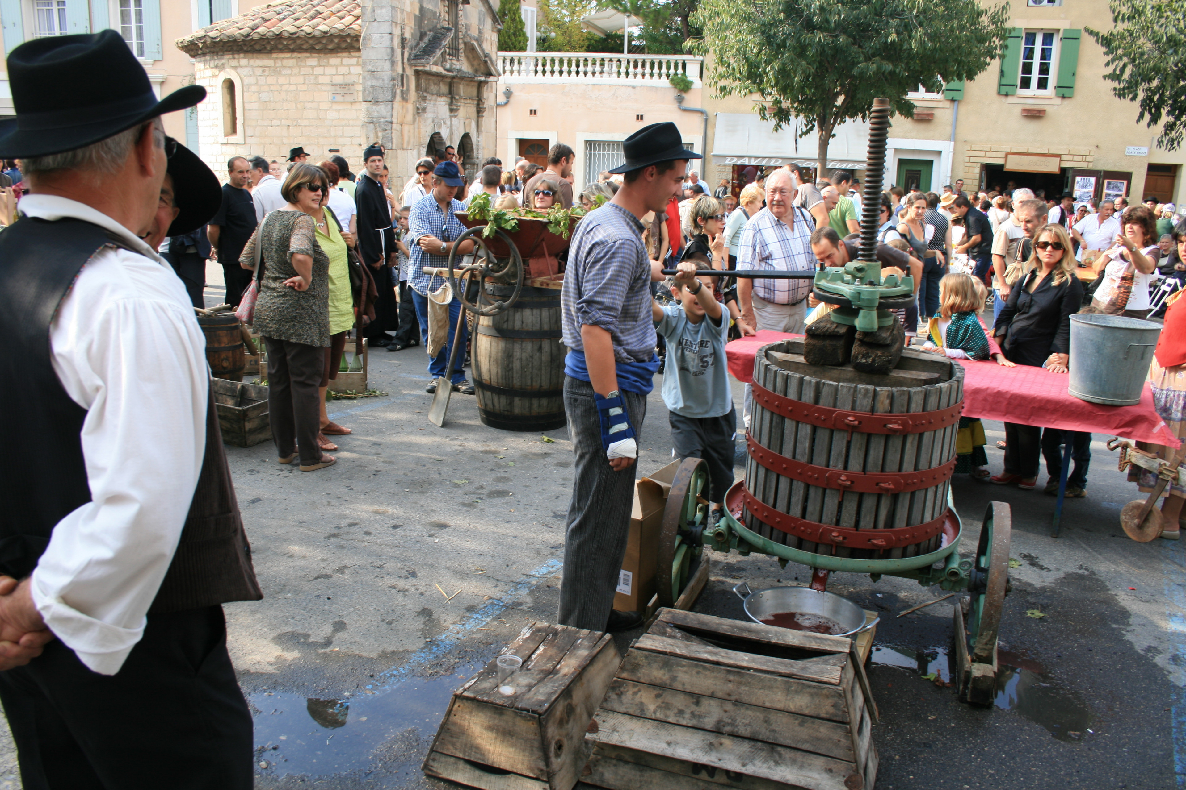 Fête des Vendanges à Pernes les Fontaines